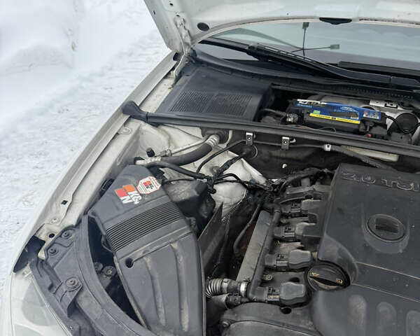 Білий Сеат Ексео, об'ємом двигуна 1.98 л та пробігом 215 тис. км за 11500 $, фото 87 на Automoto.ua