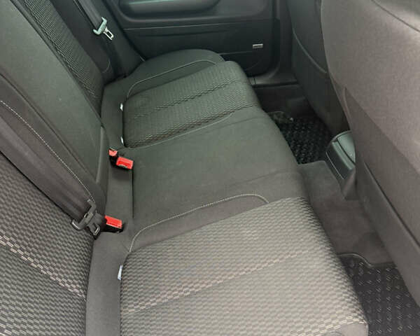 Білий Сеат Ексео, об'ємом двигуна 1.98 л та пробігом 215 тис. км за 11500 $, фото 53 на Automoto.ua