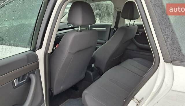 Белый Сеат Эксео, объемом двигателя 1.8 л и пробегом 169 тыс. км за 6900 $, фото 8 на Automoto.ua