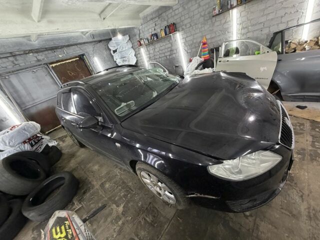 Черный Сеат Эксео, объемом двигателя 2 л и пробегом 200 тыс. км за 2500 $, фото 5 на Automoto.ua