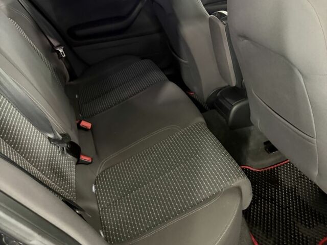 Черный Сеат Эксео, объемом двигателя 2 л и пробегом 200 тыс. км за 2500 $, фото 10 на Automoto.ua