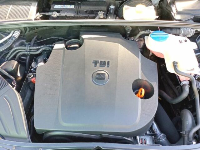 Черный Сеат Эксео, объемом двигателя 2 л и пробегом 214 тыс. км за 10000 $, фото 10 на Automoto.ua