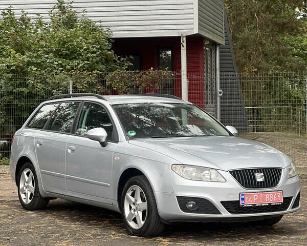 Сірий Сеат Ексео, об'ємом двигуна 1.6 л та пробігом 179 тис. км за 7800 $, фото 7 на Automoto.ua