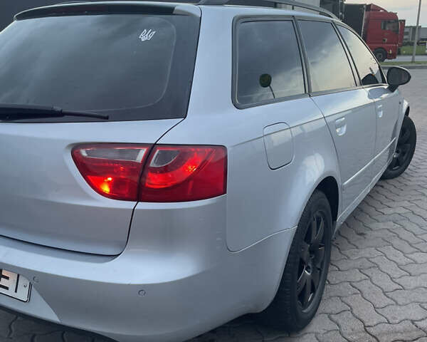 Сірий Сеат Ексео, об'ємом двигуна 2 л та пробігом 253 тис. км за 5399 $, фото 11 на Automoto.ua