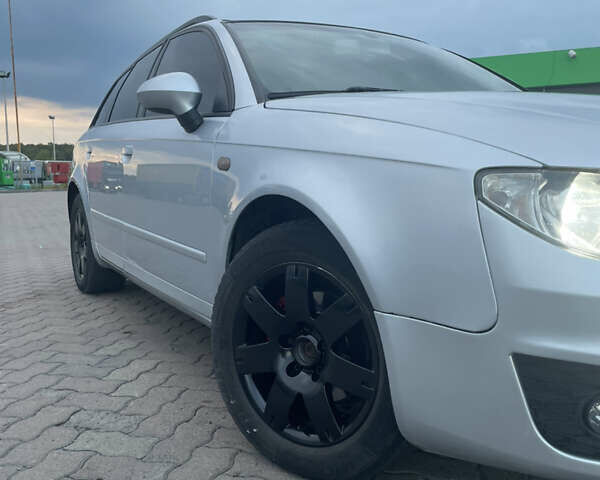 Сірий Сеат Ексео, об'ємом двигуна 2 л та пробігом 253 тис. км за 5399 $, фото 1 на Automoto.ua