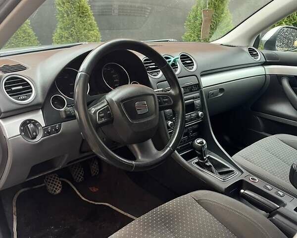 Серый Сеат Эксео, объемом двигателя 2 л и пробегом 268 тыс. км за 7300 $, фото 4 на Automoto.ua
