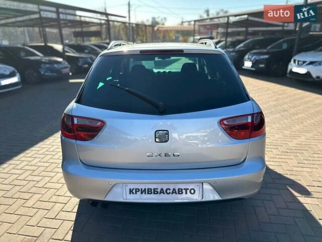 Сірий Сеат Ексео, об'ємом двигуна 2 л та пробігом 228 тис. км за 8300 $, фото 5 на Automoto.ua