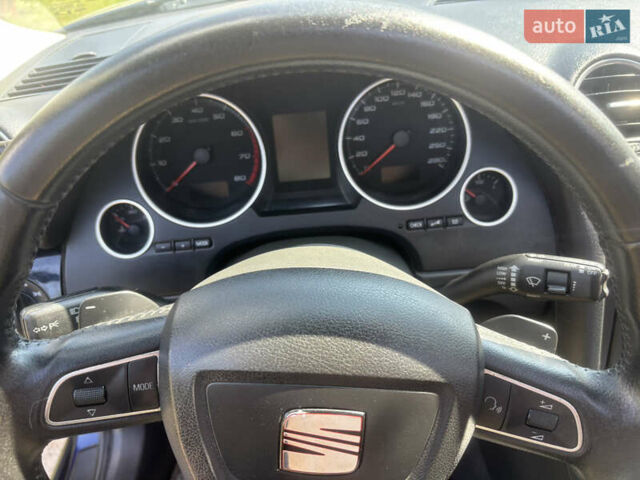 Синій Сеат Ексео, об'ємом двигуна 1.98 л та пробігом 212 тис. км за 6999 $, фото 40 на Automoto.ua