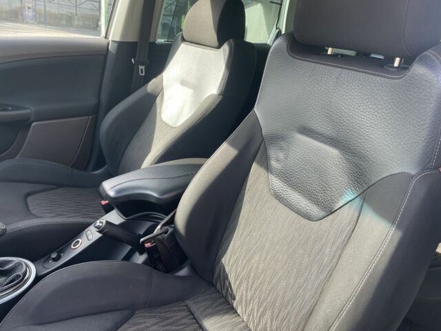 Белый Сеат Фритрек, объемом двигателя 2 л и пробегом 270 тыс. км за 6450 $, фото 5 на Automoto.ua