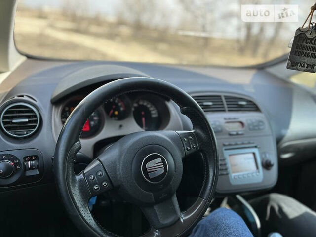 Сеат Фритрек, объемом двигателя 2 л и пробегом 135 тыс. км за 7500 $, фото 16 на Automoto.ua