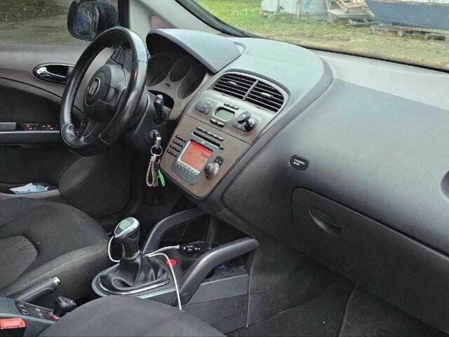 Жовтий Сеат Фрітрек, об'ємом двигуна 2 л та пробігом 370 тис. км за 7300 $, фото 6 на Automoto.ua