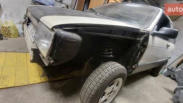 Белый Сеат Ибица, объемом двигателя 1.19 л и пробегом 300 тыс. км за 400 $, фото 6 на Automoto.ua