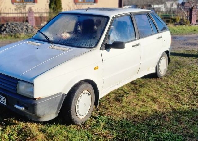 Белый Сеат Ибица, объемом двигателя 1.2 л и пробегом 320 тыс. км за 639 $, фото 3 на Automoto.ua