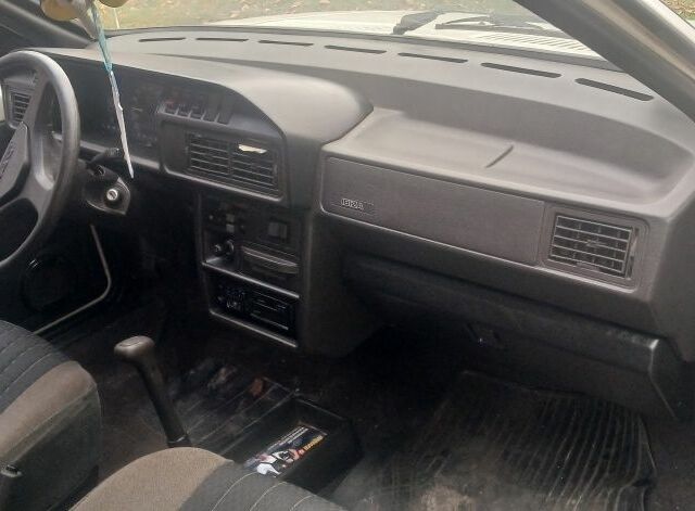 Белый Сеат Ибица, объемом двигателя 0.9 л и пробегом 260 тыс. км за 1000 $, фото 6 на Automoto.ua