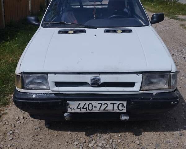 Белый Сеат Ибица, объемом двигателя 0.9 л и пробегом 85 тыс. км за 800 $, фото 5 на Automoto.ua
