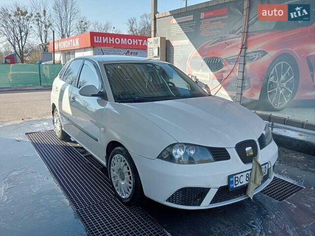 Білий Сеат Ibiza, об'ємом двигуна 1.2 л та пробігом 183 тис. км за 3850 $, фото 5 на Automoto.ua