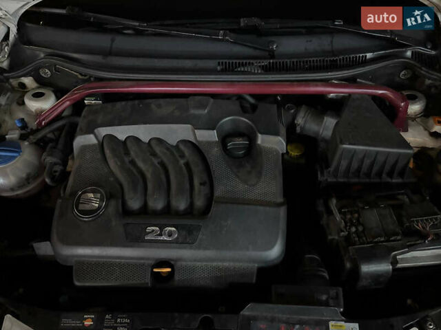 Белый Сеат Ибица, объемом двигателя 1.98 л и пробегом 231 тыс. км за 4300 $, фото 9 на Automoto.ua