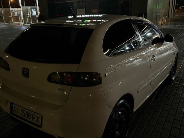 Белый Сеат Ибица, объемом двигателя 1.98 л и пробегом 231 тыс. км за 4300 $, фото 4 на Automoto.ua