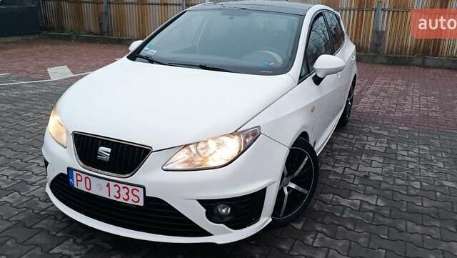 Белый Сеат Ибица, объемом двигателя 1.39 л и пробегом 197 тыс. км за 5000 $, фото 7 на Automoto.ua