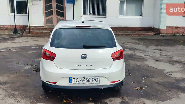 Белый Сеат Ибица, объемом двигателя 1.39 л и пробегом 203 тыс. км за 5598 $, фото 3 на Automoto.ua