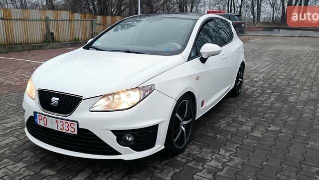 Белый Сеат Ибица, объемом двигателя 1.39 л и пробегом 197 тыс. км за 5000 $, фото 1 на Automoto.ua