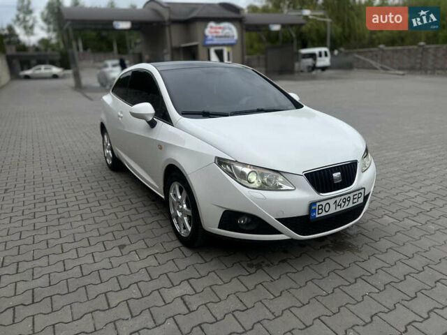 Белый Сеат Ибица, объемом двигателя 1.6 л и пробегом 203 тыс. км за 6500 $, фото 1 на Automoto.ua