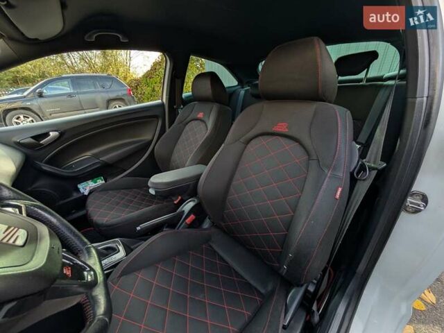 Білий Сеат Ibiza, об'ємом двигуна 1.39 л та пробігом 250 тис. км за 7200 $, фото 14 на Automoto.ua