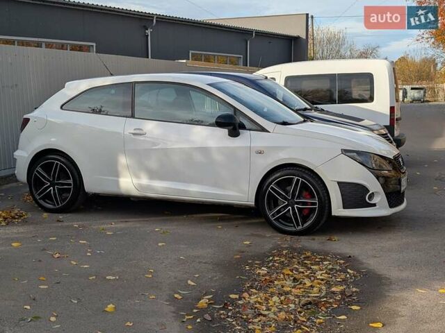 Білий Сеат Ibiza, об'ємом двигуна 1.39 л та пробігом 250 тис. км за 7200 $, фото 5 на Automoto.ua