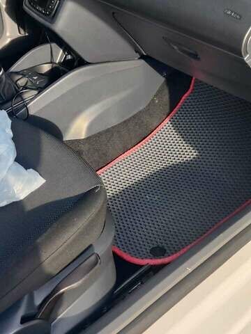 Белый Сеат Ибица, объемом двигателя 1.39 л и пробегом 203 тыс. км за 5598 $, фото 18 на Automoto.ua