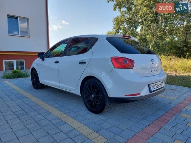 Білий Сеат Ibiza, об'ємом двигуна 1.39 л та пробігом 203 тис. км за 4500 $, фото 10 на Automoto.ua