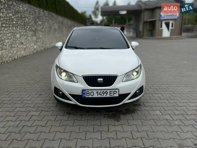 Белый Сеат Ибица, объемом двигателя 1.6 л и пробегом 203 тыс. км за 6500 $, фото 2 на Automoto.ua