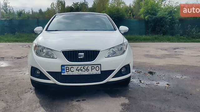 Белый Сеат Ибица, объемом двигателя 1.39 л и пробегом 203 тыс. км за 5598 $, фото 6 на Automoto.ua
