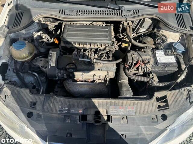 Белый Сеат Ибица, объемом двигателя 1.39 л и пробегом 197 тыс. км за 5000 $, фото 33 на Automoto.ua