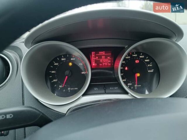 Белый Сеат Ибица, объемом двигателя 1.39 л и пробегом 197 тыс. км за 5000 $, фото 12 на Automoto.ua