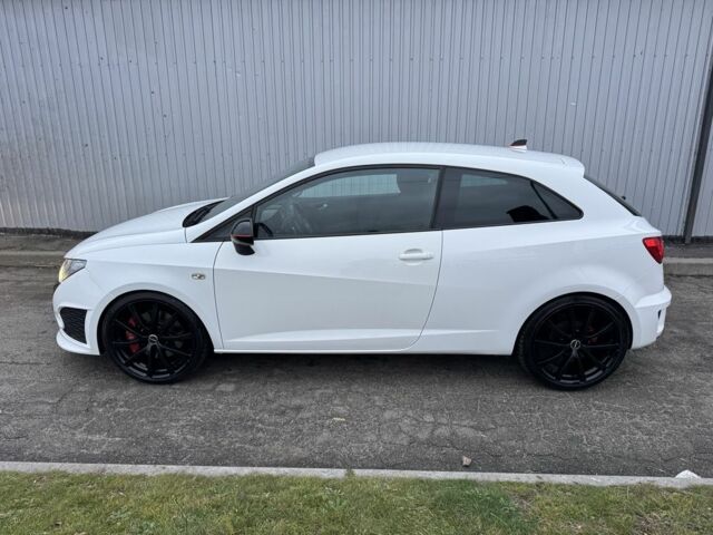 Белый Сеат Ибица, объемом двигателя 1.4 л и пробегом 187 тыс. км за 8550 $, фото 7 на Automoto.ua