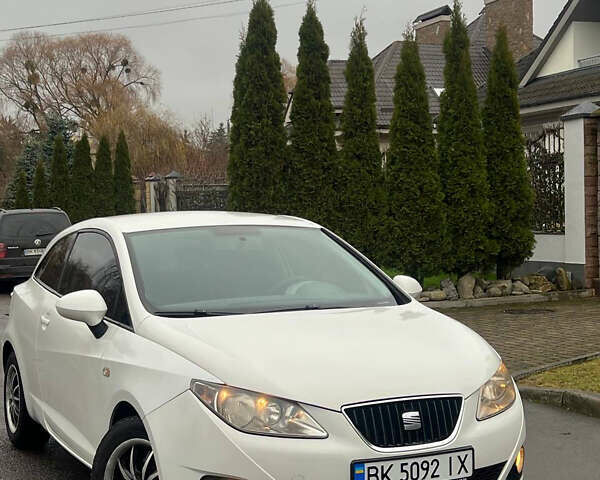 Белый Сеат Ибица, объемом двигателя 1.6 л и пробегом 370 тыс. км за 7200 $, фото 12 на Automoto.ua