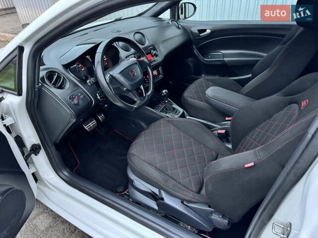 Белый Сеат Ибица, объемом двигателя 1.4 л и пробегом 187 тыс. км за 8550 $, фото 13 на Automoto.ua