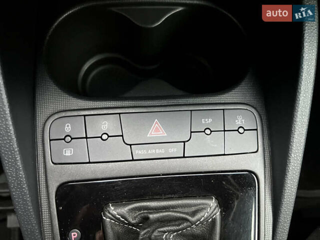 Білий Сеат Ibiza, об'ємом двигуна 1.4 л та пробігом 193 тис. км за 8500 $, фото 43 на Automoto.ua