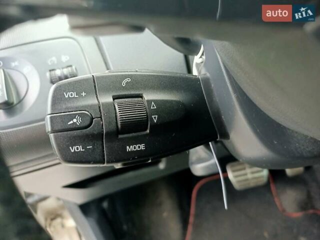 Білий Сеат Ibiza, об'ємом двигуна 1.4 л та пробігом 191 тис. км за 7999 $, фото 23 на Automoto.ua