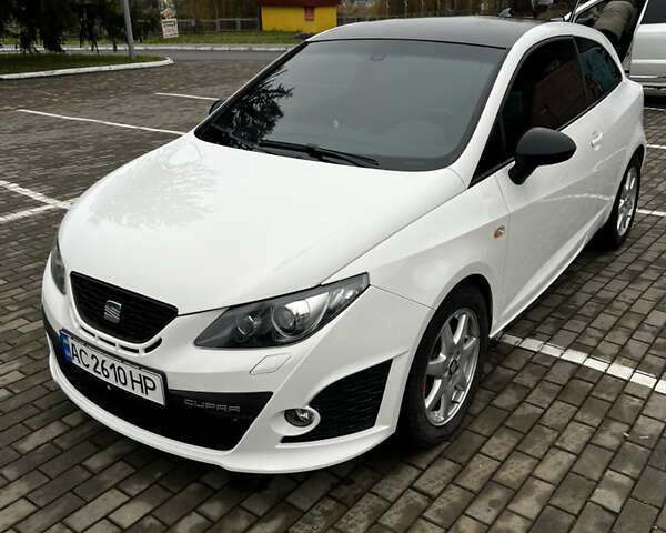 Білий Сеат Ibiza, об'ємом двигуна 1.4 л та пробігом 193 тис. км за 8500 $, фото 3 на Automoto.ua