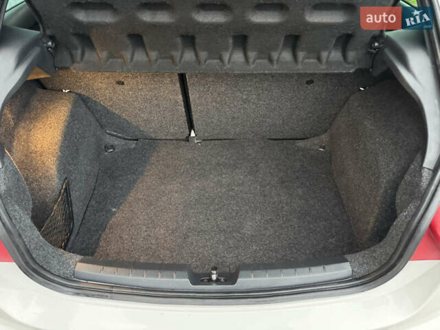 Белый Сеат Ибица, объемом двигателя 1.4 л и пробегом 187 тыс. км за 8550 $, фото 35 на Automoto.ua