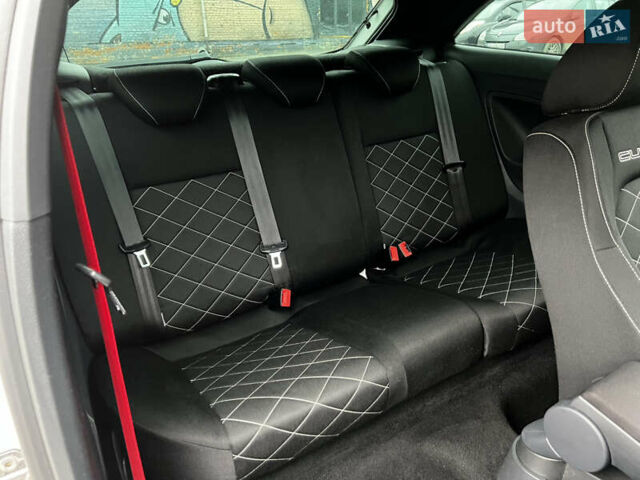 Білий Сеат Ibiza, об'ємом двигуна 1.4 л та пробігом 193 тис. км за 8500 $, фото 32 на Automoto.ua