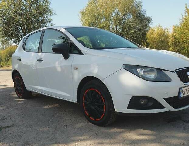 Білий Сеат Ibiza, об'ємом двигуна 1.2 л та пробігом 232 тис. км за 5400 $, фото 1 на Automoto.ua