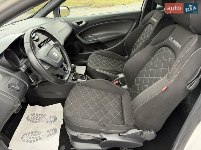 Белый Сеат Ибица, объемом двигателя 1.4 л и пробегом 198 тыс. км за 8111 $, фото 35 на Automoto.ua