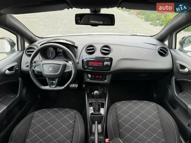 Сеат Ибица 2010 в Луцке на Automoto.ua Белый Сеат Ибица, объемом двигателя 1.4 л и пробегом 197 тыс. км за 7300 $, фото 14 на Automoto.ua