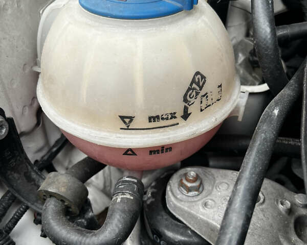 Білий Сеат Ibiza, об'ємом двигуна 1.4 л та пробігом 202 тис. км за 7800 $, фото 63 на Automoto.ua