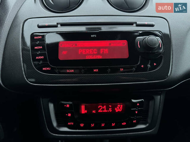 Белый Сеат Ибица, объемом двигателя 1.4 л и пробегом 187 тыс. км за 8550 $, фото 17 на Automoto.ua