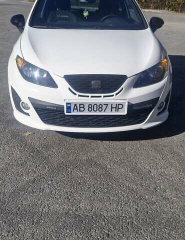 Білий Сеат Ibiza, об'ємом двигуна 1.39 л та пробігом 194 тис. км за 7300 $, фото 6 на Automoto.ua