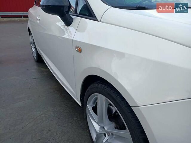 Білий Сеат Ibiza, об'ємом двигуна 1.4 л та пробігом 191 тис. км за 7999 $, фото 15 на Automoto.ua