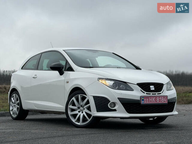 Белый Сеат Ибица, объемом двигателя 1.4 л и пробегом 198 тыс. км за 8111 $, фото 4 на Automoto.ua